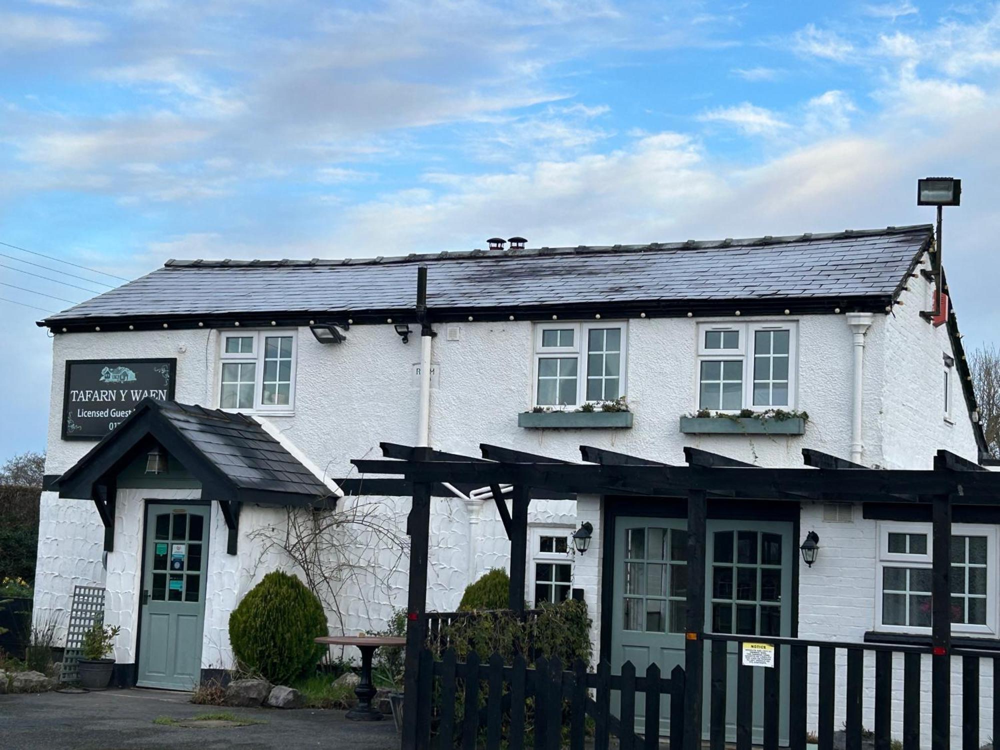 Tafarn Y Waen - Guesthouse St Asaph Exterior photo